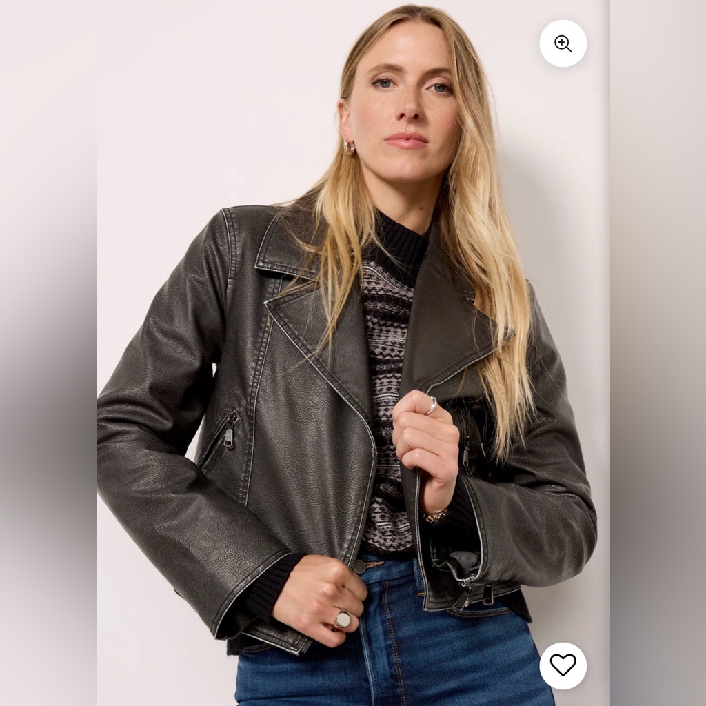 Evereve Veda Distressed Moto